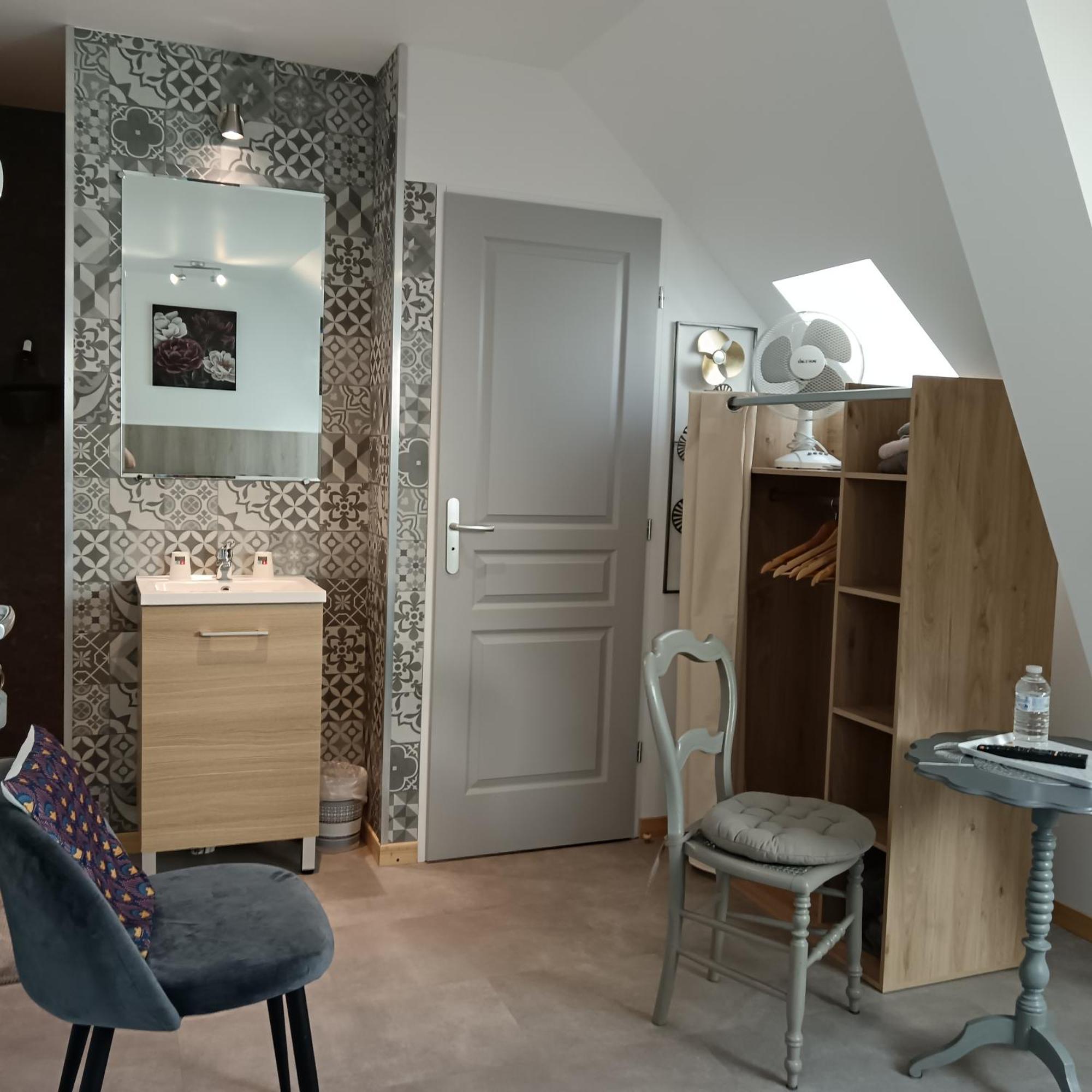 L'Ancienne Forge 3 Chambres D'Hotes A L'Etage La Forge , L'Enclume Et Le Marteau Louvetot ภายนอก รูปภาพ